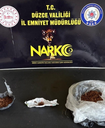 uyusturucu-sattigini-kabul-eden-genc-tutuklandi-rreX2kns.jpg