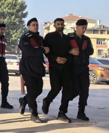 uyusturucu-taciri-kiskivrak-yakalandi-CX21YMip.jpg