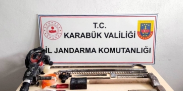uyusturucu-ve-kacak-kazi-operasyonunda-5-supheli-yakalandi-cBD5y3fQ.jpg