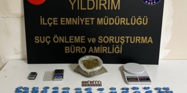 uyusturucuyu-tavan-arasina-sakladilar-polis-tek-tek-ortaya-cikardi-NTZsCruI.jpg