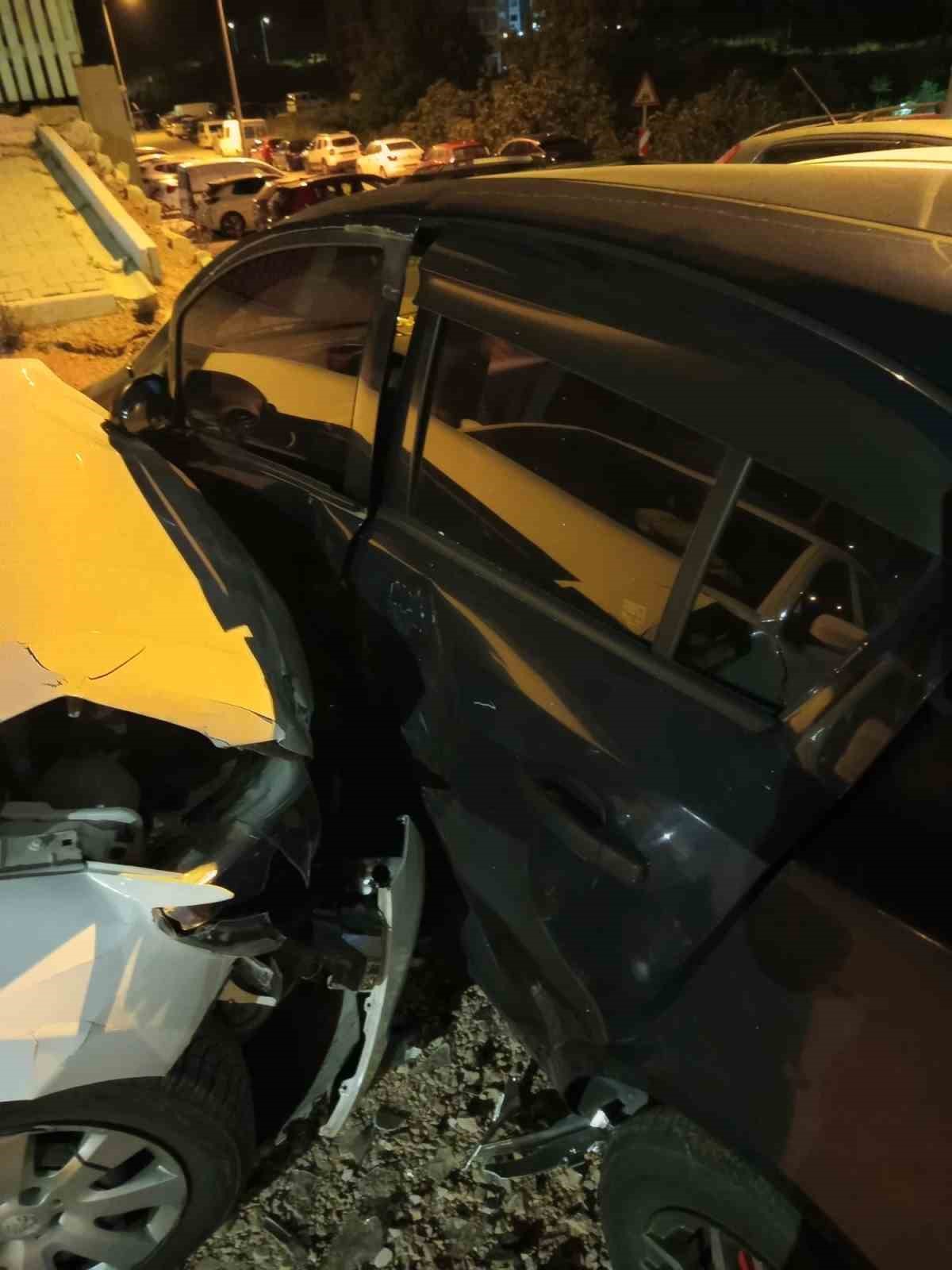 uyuyakalan surucu park halindeki araclara daldi 5 5UKDQCPu