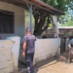uzaklastirma-karari-aldiran-esine-sinirlenip-evi-atese-verdi-cYCBYcLn.jpg
