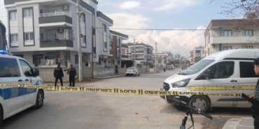 uzaklastirma-kararini-kaldirttigi-kocasi-tarafindan-bicaklanan-kadin-agir-yaralandi-xSyx8JQh.jpg