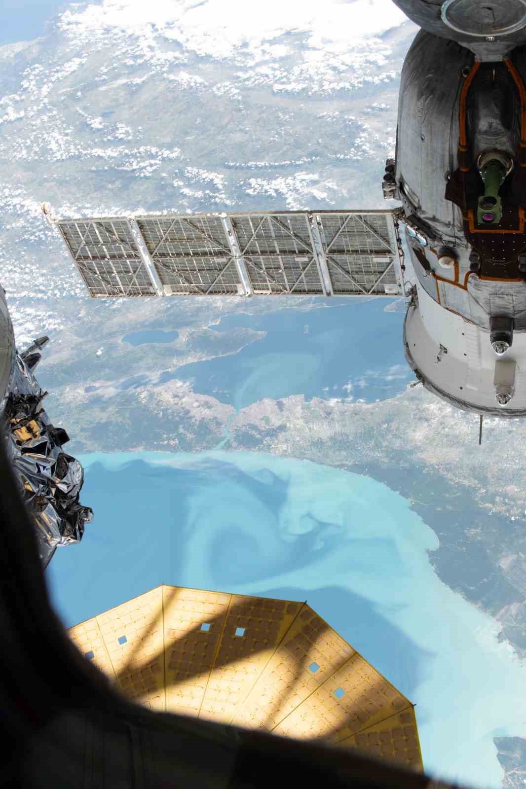 Uzaydan İstanbul’un turkuaz hali görüntülendi 4 uzaydan istanbulun turkuaz hali goruntulendi 0 4RrW4gYE