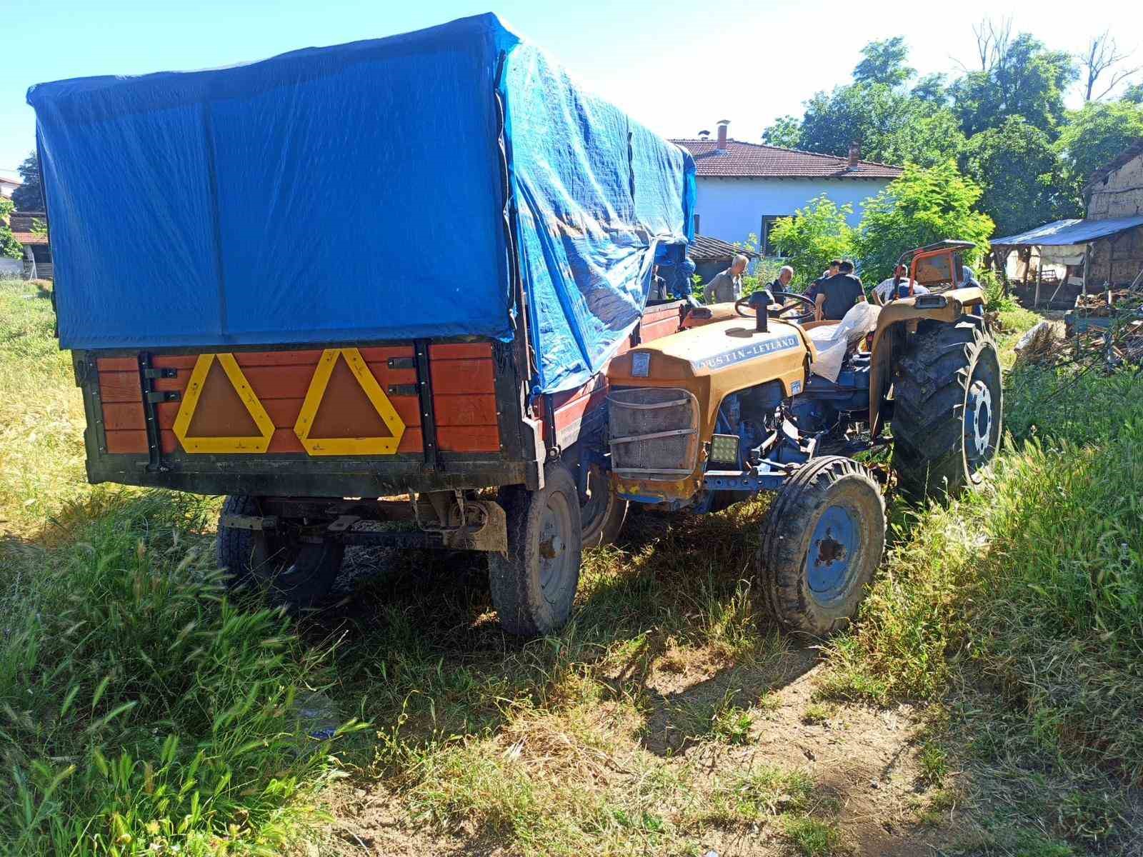 uzerinden traktor gecti agir yalandi 1 aDdzQi94