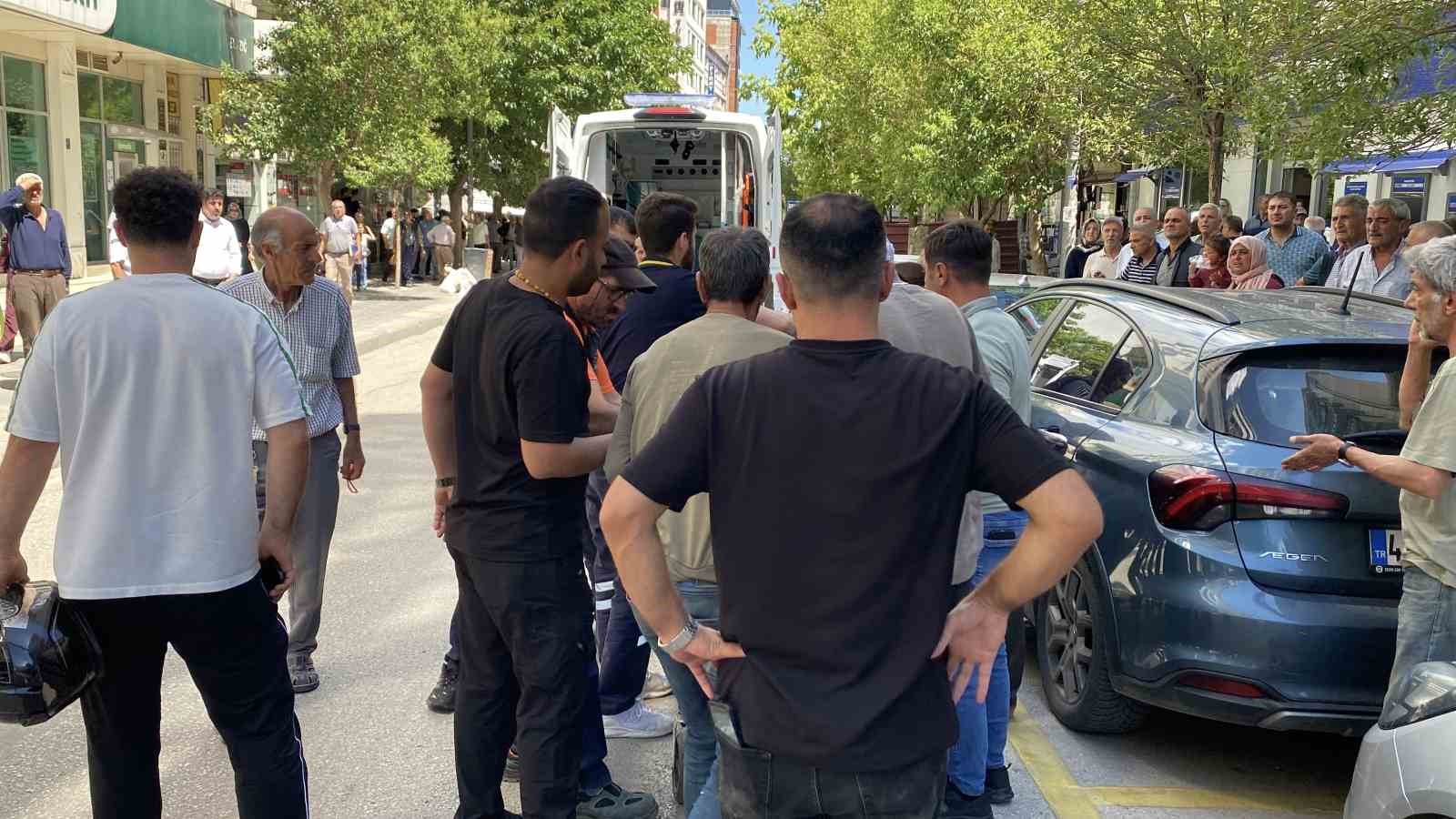 Üzerine inşaat asansörü düşen işçi ağır yaralandı 7 uzerine insaat asansoru dusen isci agir yaralandi 3 yDyaSKRQ
