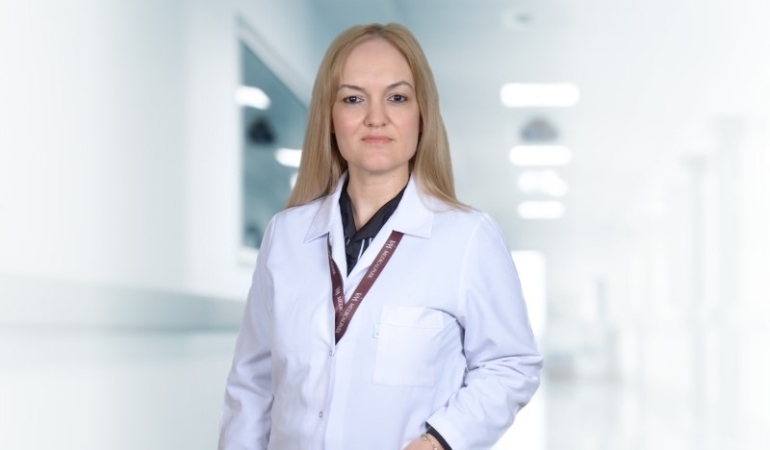 uzm-dr-alkan-kadinlarda-akciger-kanseri-gorulme-orani-artiyor-btArObKc.jpg