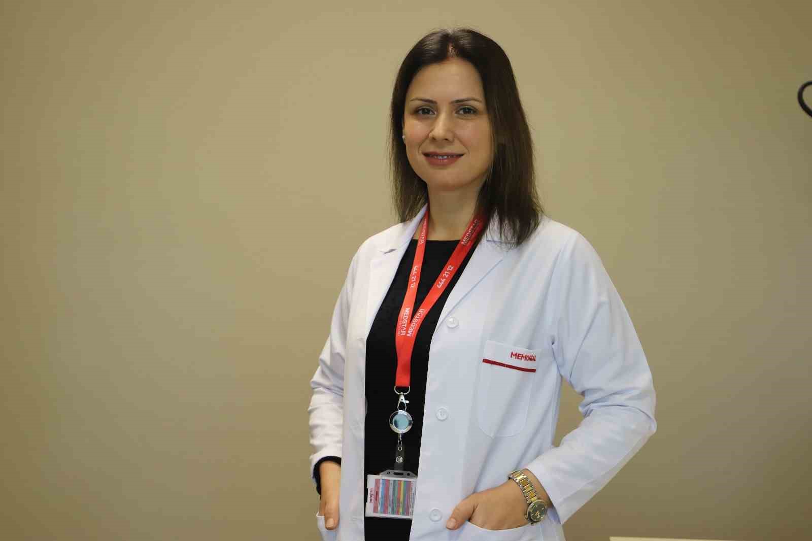 uzm dr eda pinarbasili ameliyatsiz genc gorunmek mumkun 0 9zOHzSbO
