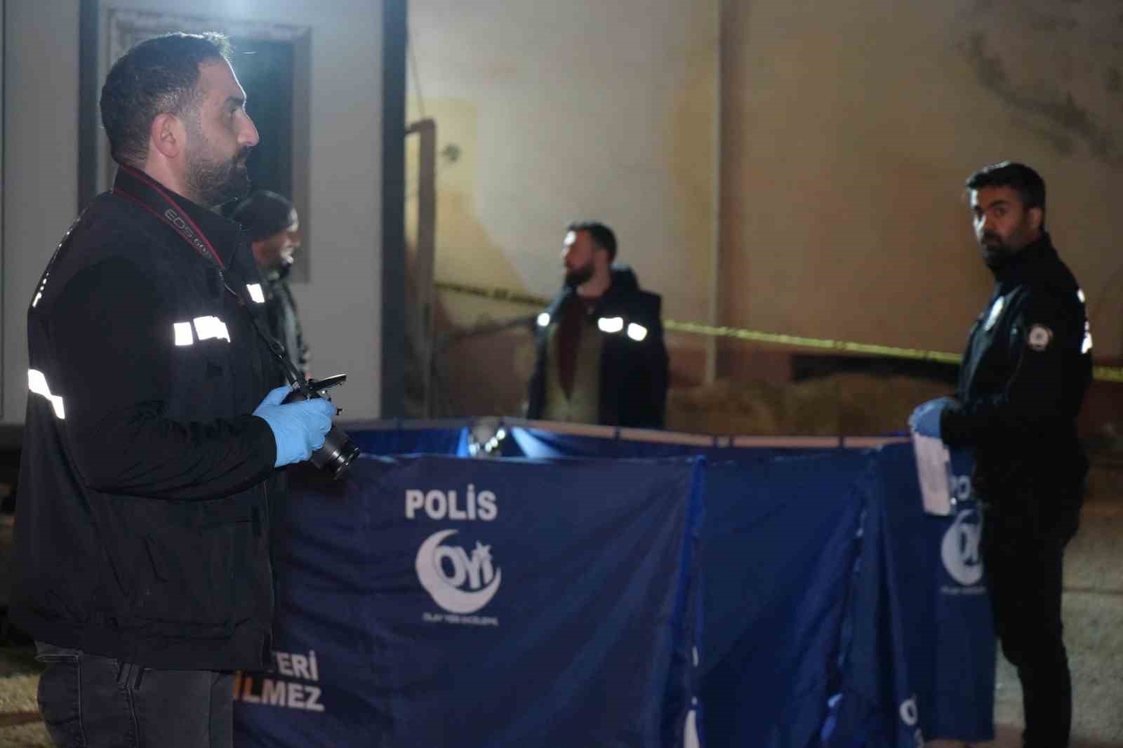 uzman cavus bacanagini oldurdukten sonra yasamina son verdi 5 NraJEWmC