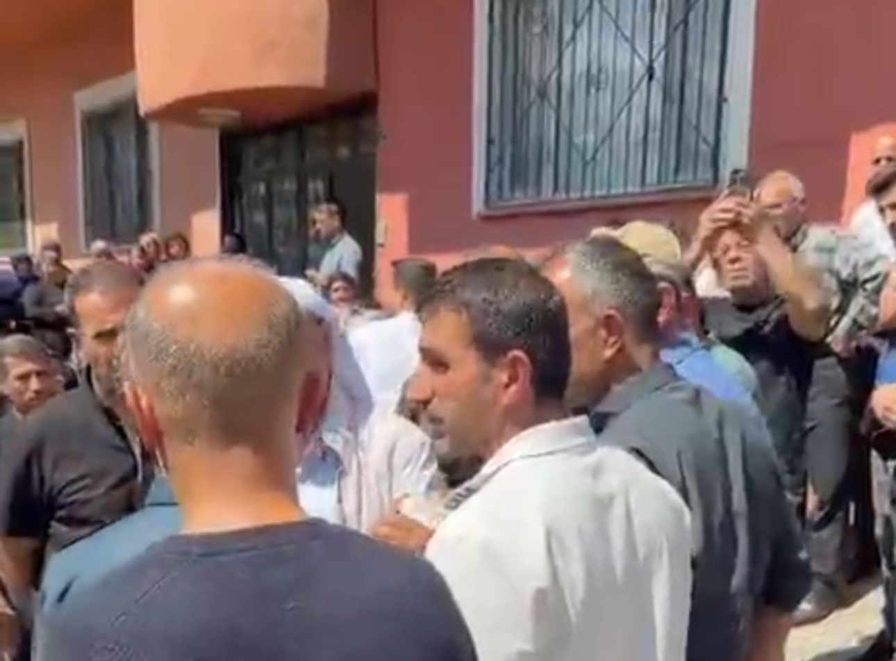 Uzman çavuş kayınpederinin evini bastı: 4 ölü 7 uzman cavus kayinpederinin evini basti 4 olu 3 Z389gppp