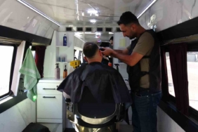 uzman-cavuslugu-birakip-mobil-berber-oldu-KBwf7JOn.jpg