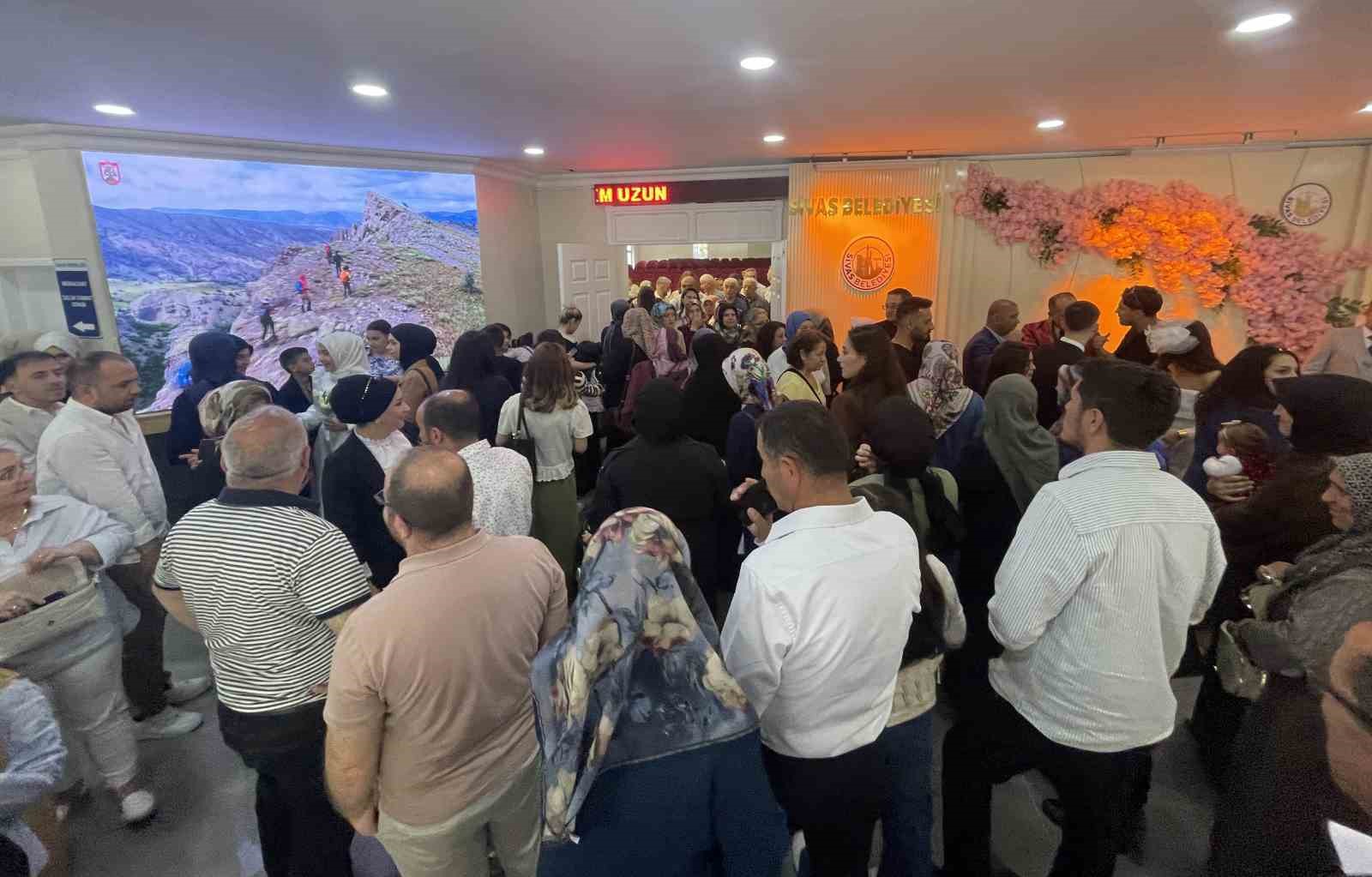 uzmani acikladi egitim ve kariyer planlari evlilik yasini artirdi kredi yasi 35 olabilir 2 eluagUt7