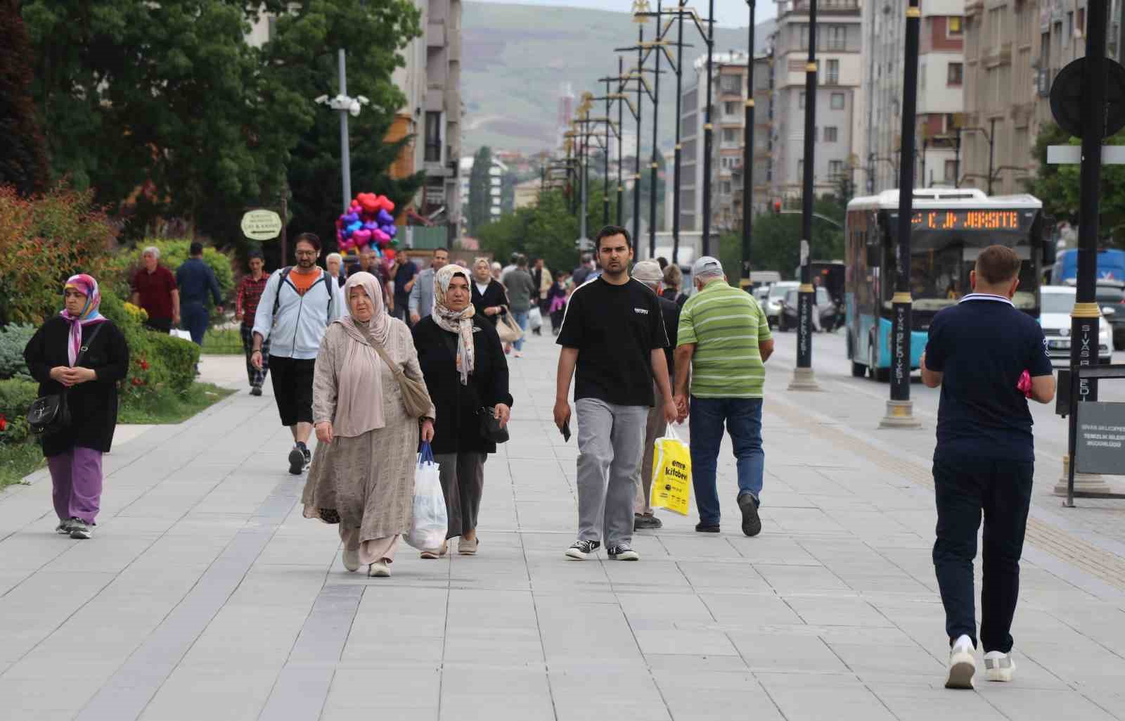 uzmani acikladi egitim ve kariyer planlari evlilik yasini artirdi kredi yasi 35 olabilir 4 hN5jq5uR