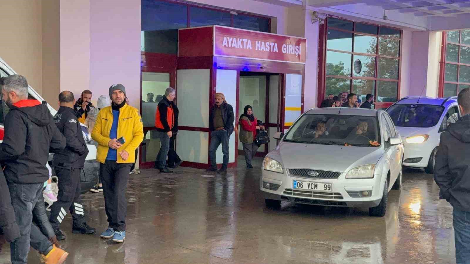 Uzmanı, karbonmonoksit zehirlenmelerinde dikkat edilmesi gerekenleri açıkladı 7 uzmani karbonmonoksit zehirlenmelerinde dikkat edilmesi gerekenleri acikladi 3 veZJaslU