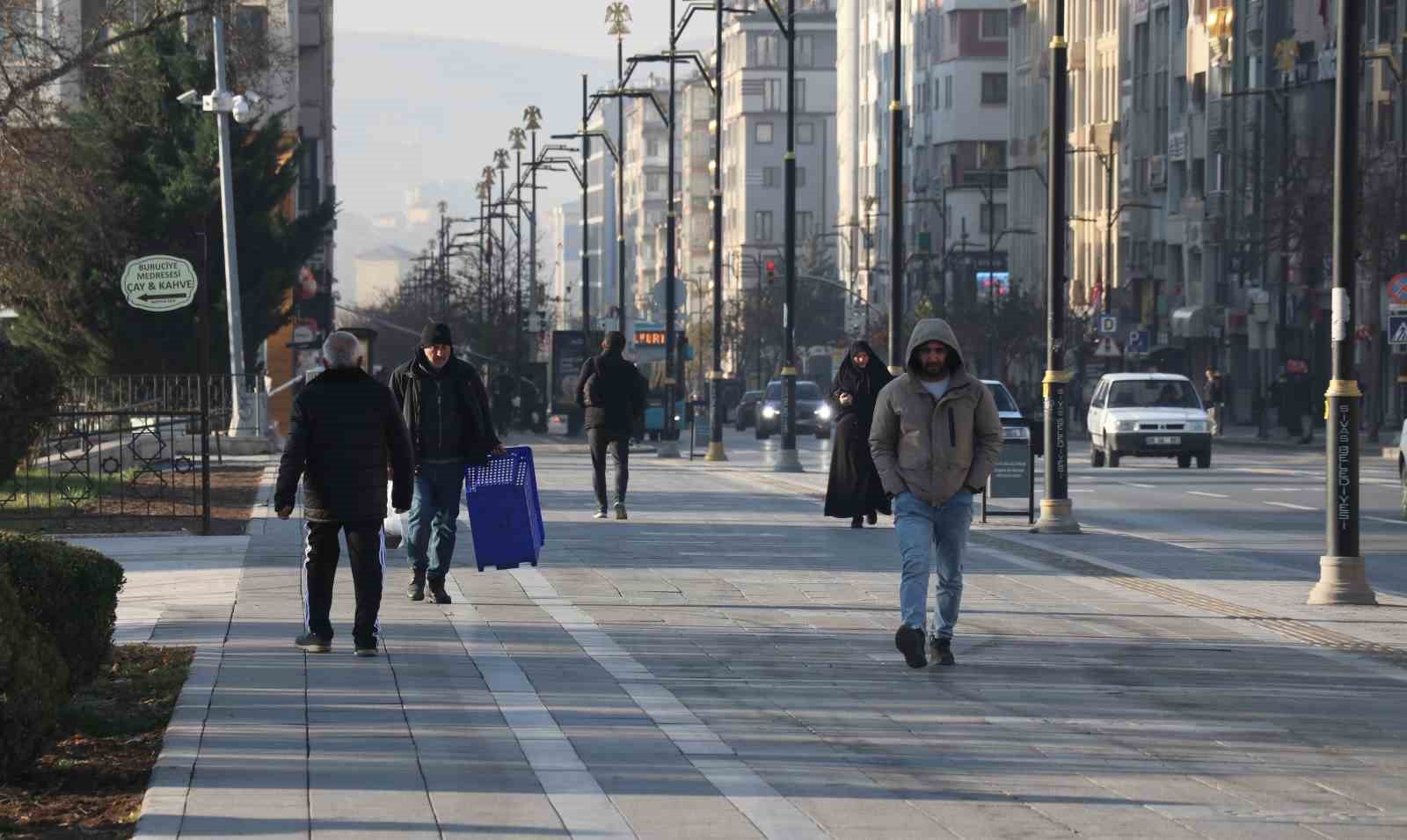uzmani uyardi mevsimsel degisimler psikolojik sorunlar ortaya cikarabilir 1 VqZD2GhC
