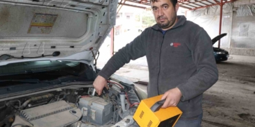 uzmanindan-arac-sahiplerine-uyari-aku-bittiginde-araci-vurdurmayin-Yj62skXV.jpg