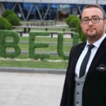 uzmanindan-korkutan-yapay-zeka-uyarisi-sesinizi-kopyalayip-ailenizi-ariyorlar-JjJMhCMG.jpg