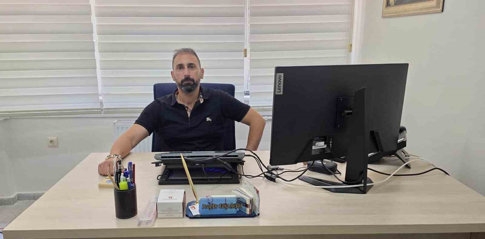 Uzmanından Tatvan sahilindeki dolgu çalışmasıyla ilgili bilimsel uyarı: "Van Gölü ekosistemi zarar görebilir" 4 uzmanindan tatvan sahilindeki dolgu calismasiyla ilgili bilimsel uyari van golu ekosistemi zarar gorebilir 0