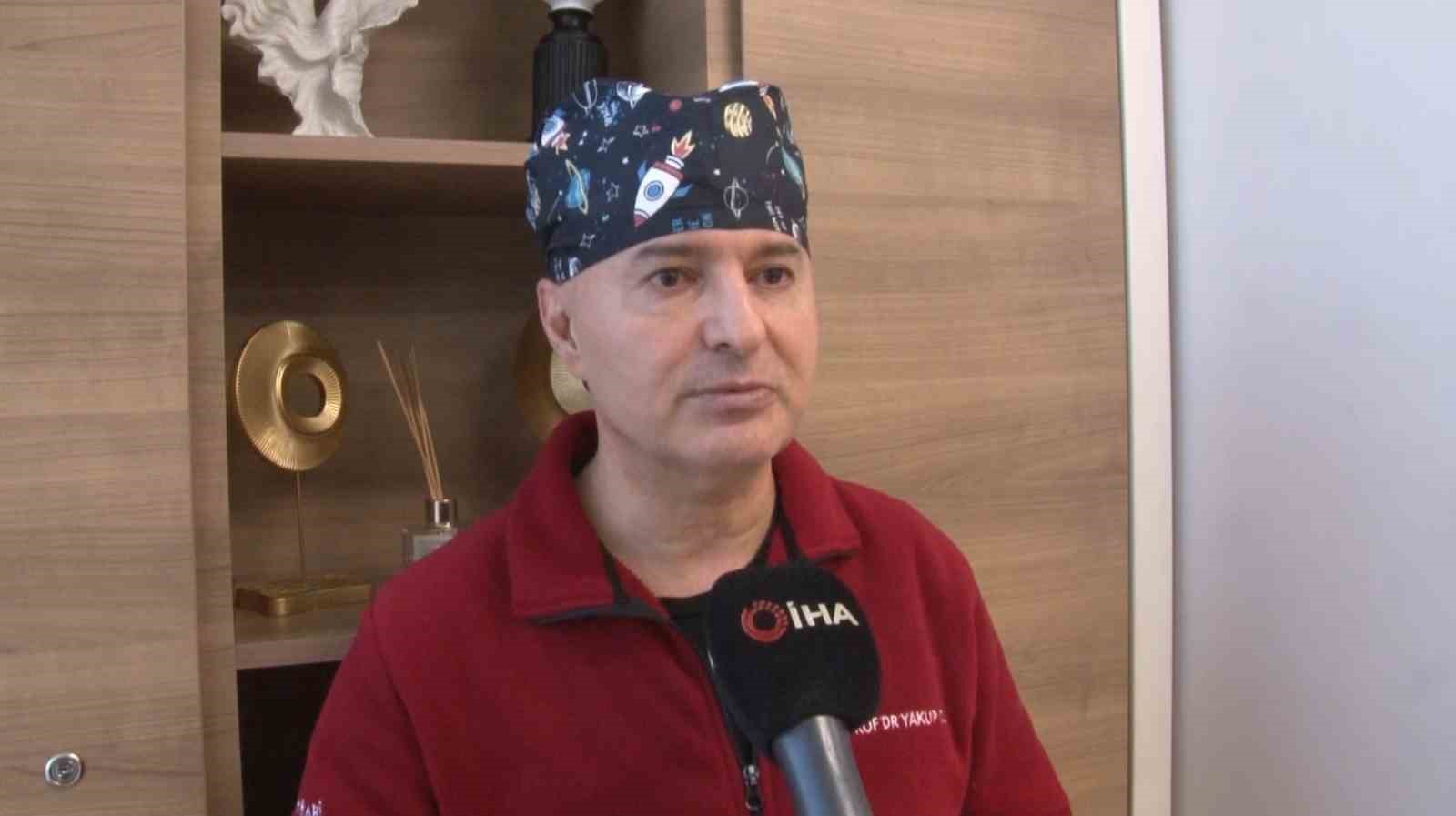 Uzmanlar uyarıyor, estetikte ‘Yapay zeka’ etkisi: "Telefonlarıyla yaptıkları değişiklikleri bizden bekliyorlar" 4 uzmanlar uyariyor estetikte yapay zeka etkisi telefonlariyla yaptiklari degisiklikleri bizden bekliyorlar 0