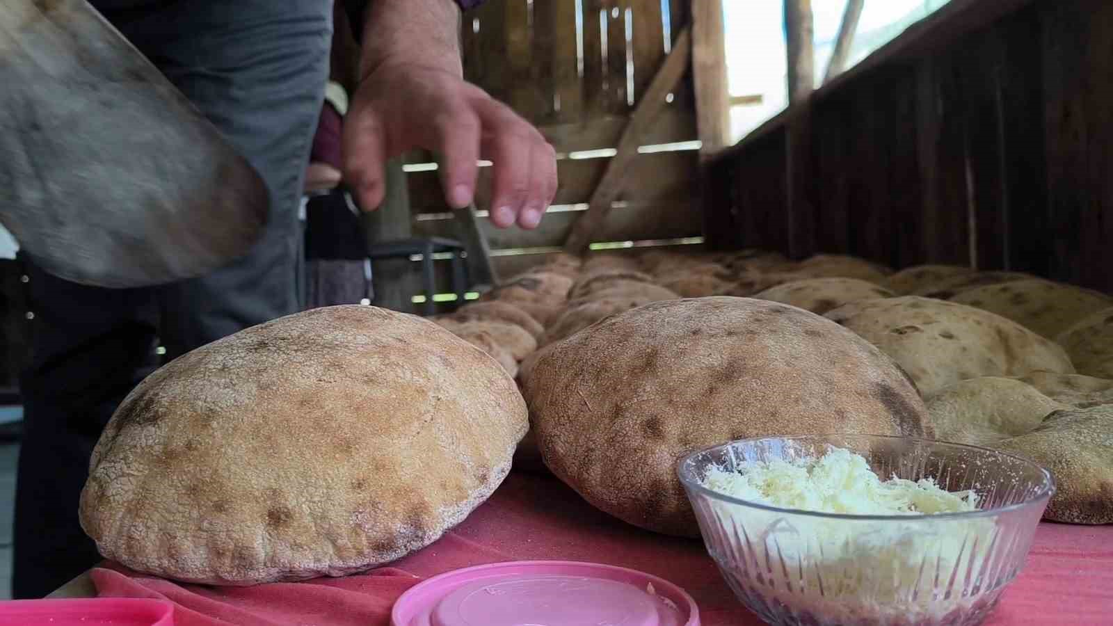uzunderede dogal ekmek mesaisi taleplere yetisemiyorlar 0 FiMDvNyZ