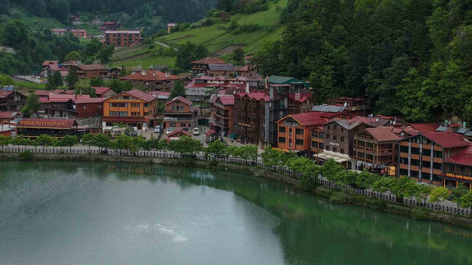 uzungolde sezon hareketlendi oteller dolmaya basladi 4 af8cQDFV