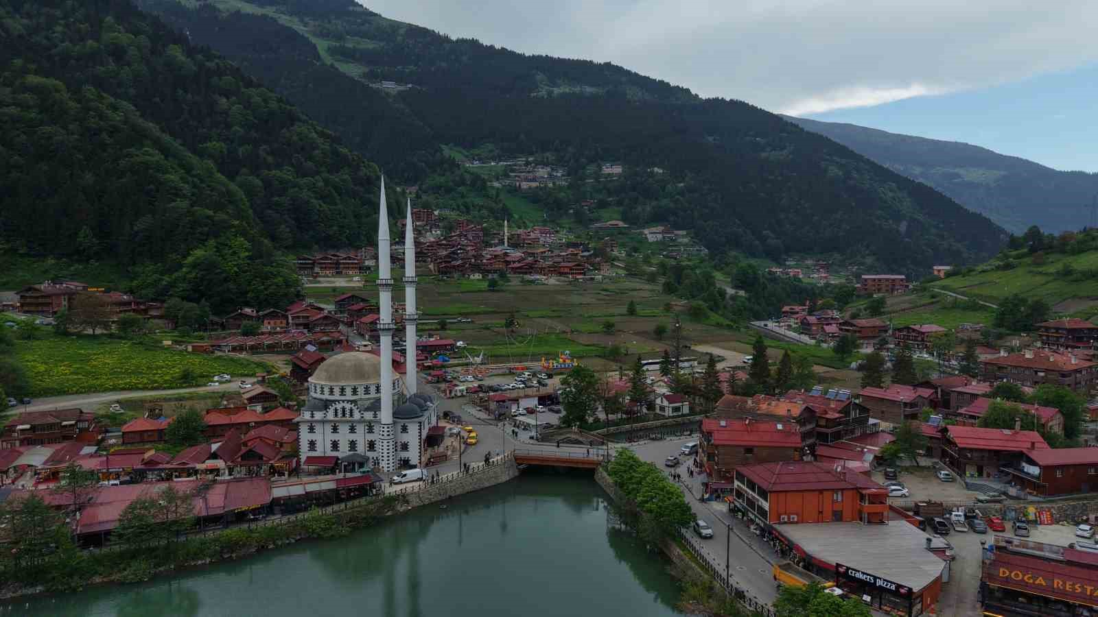 uzungolde sezon hareketlendi oteller dolmaya basladi 7 F4uIqOpJ