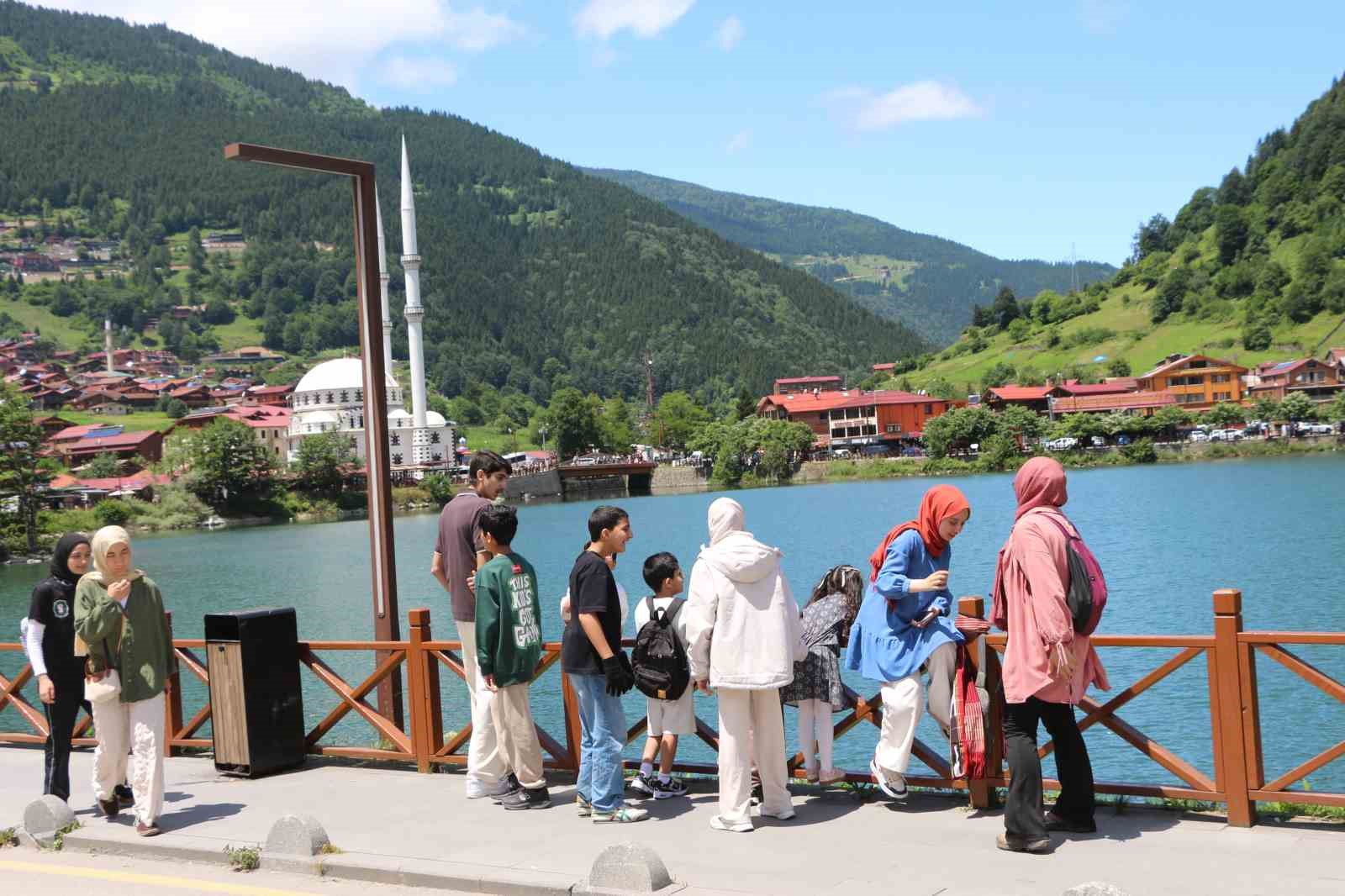 uzungolde turizm sezonu hareketlendi otellerde doluluk artti 2 59mwJEEQ
