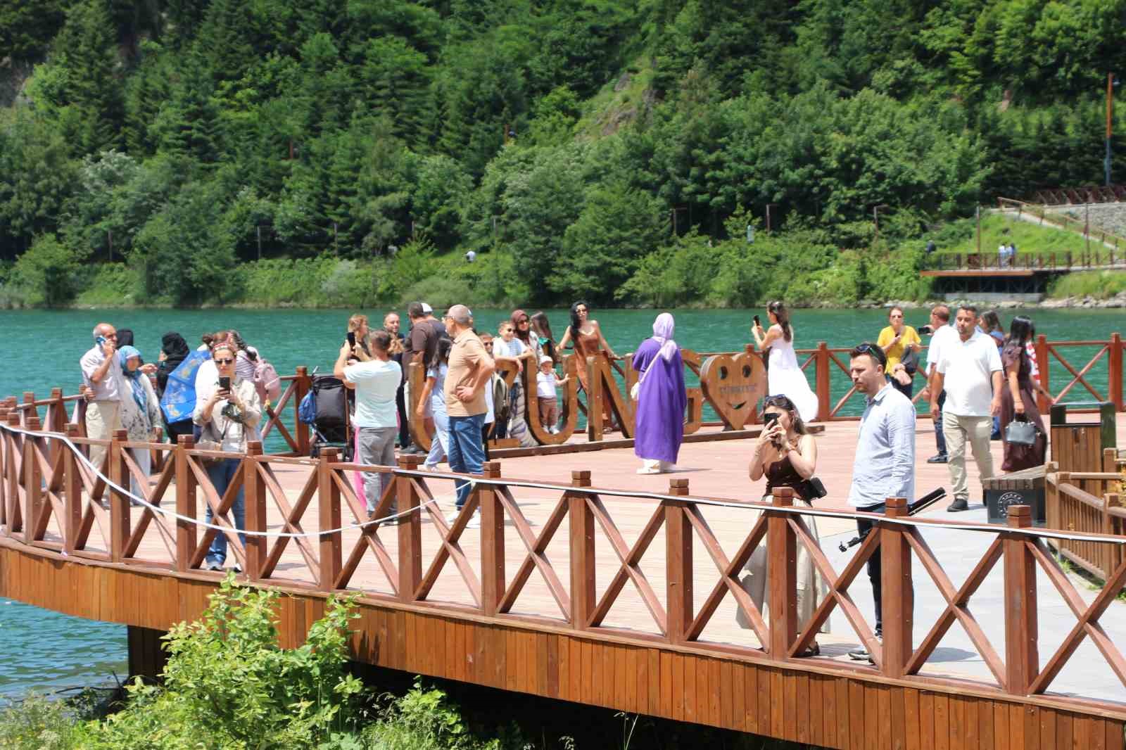 uzungolde turizm sezonu hareketlendi otellerde doluluk artti 4 r9e4fz8N