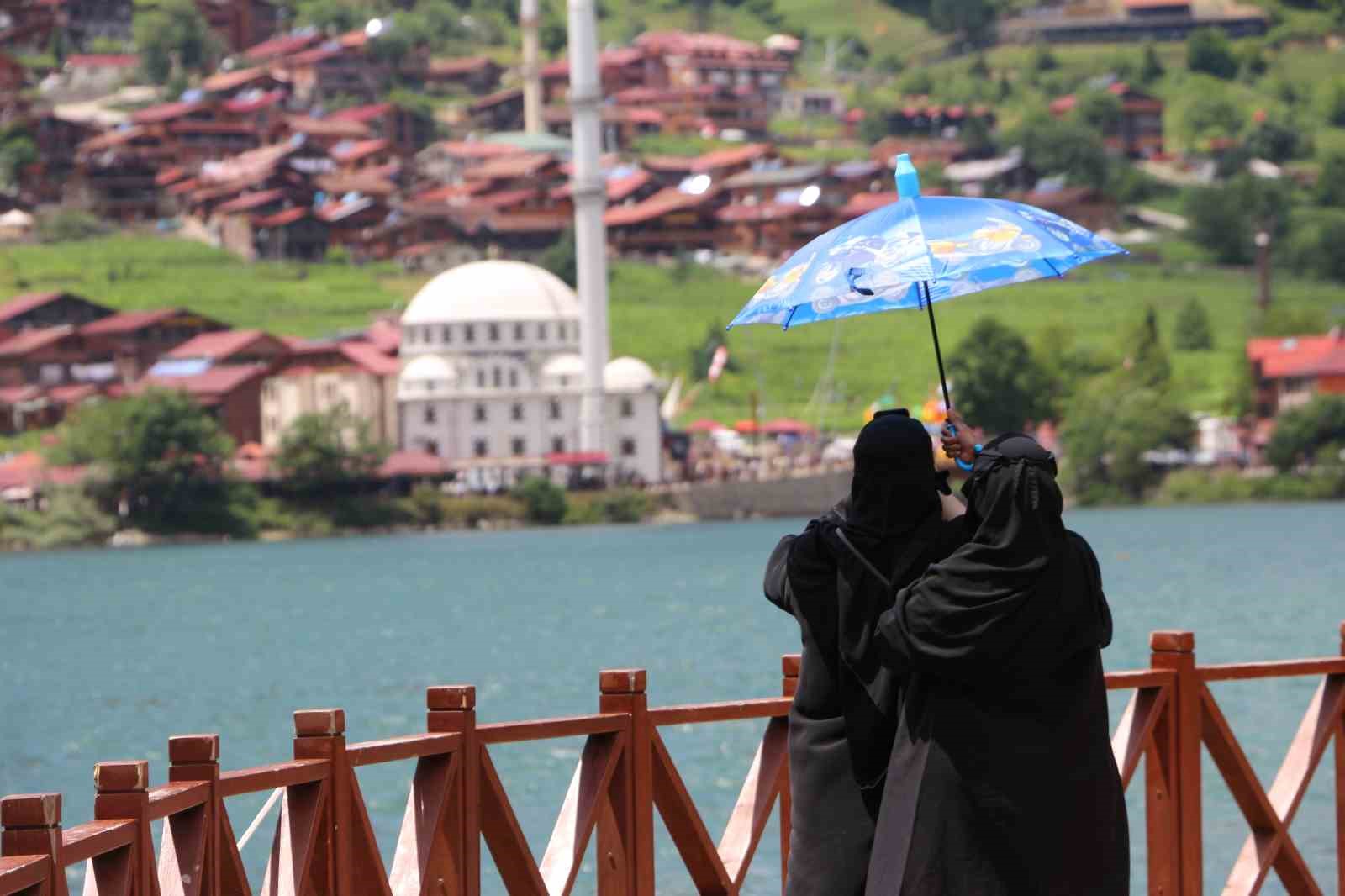 uzungolde turizm sezonu hareketlendi otellerde doluluk artti 5 cTet2PQ5