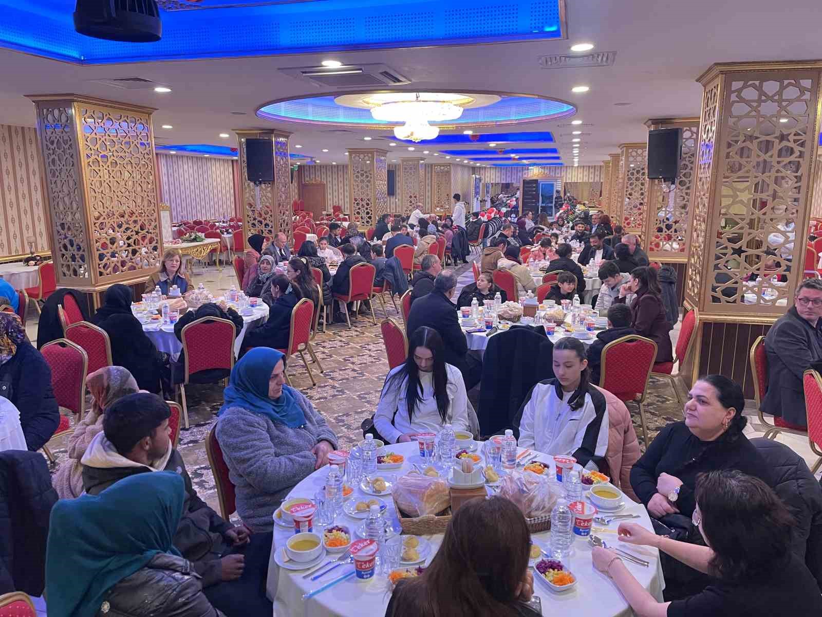uzunkoprude 30 yetim ve oksuz cocuga bisiklet surprizi 2