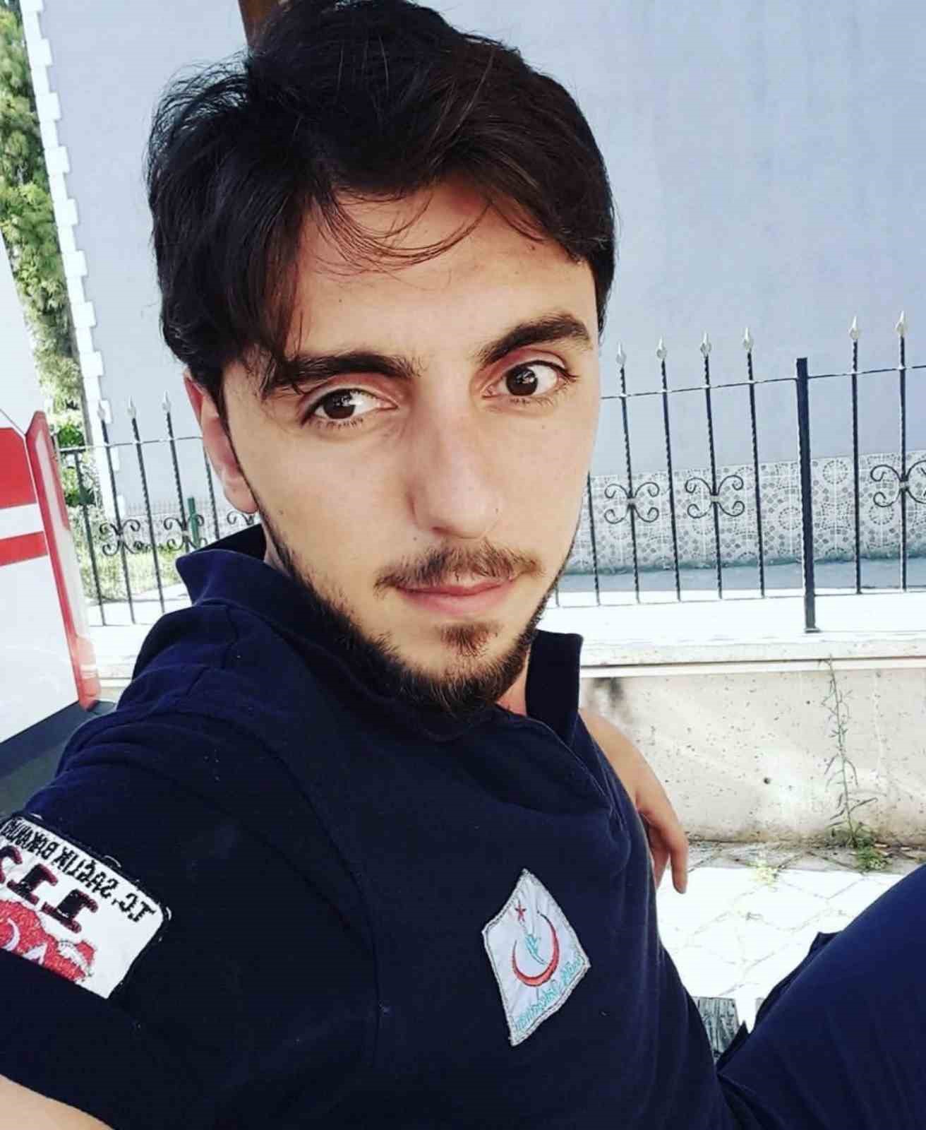 vakaya giden ambulansin kaza ani kamerada 1 olu 3 yarali 8