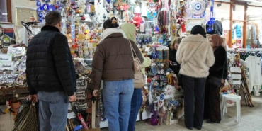 vakiflarin-tufe-endeksini-katlayan-kira-artislari-esnafi-zorluyor-BNtEYFwh.jpg