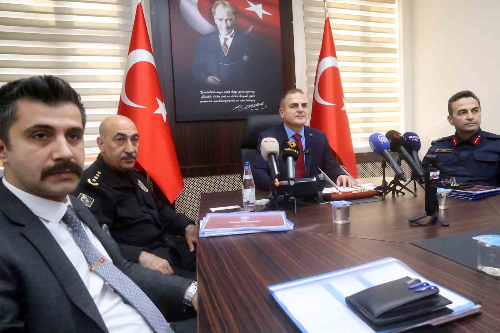 vali akbiyik teknoloji bagimliligi toplumu tehdit ediyor 1 kSKSRhAf