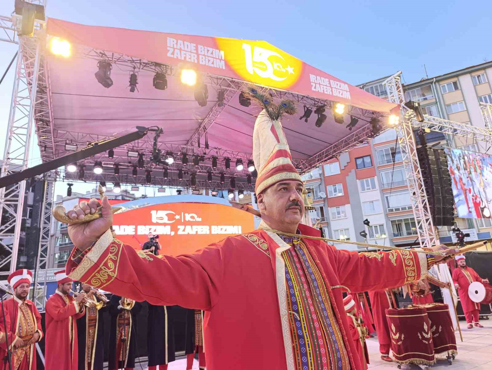 Vali Aktaş: "Bugün bizlere düşen görev; 15 Temmuz’u unutmamak, unutturmamak" 6 vali aktas bugun bizlere dusen gorev 15 temmuzu unutmamak unutturmamak 2 eqFyLHz2