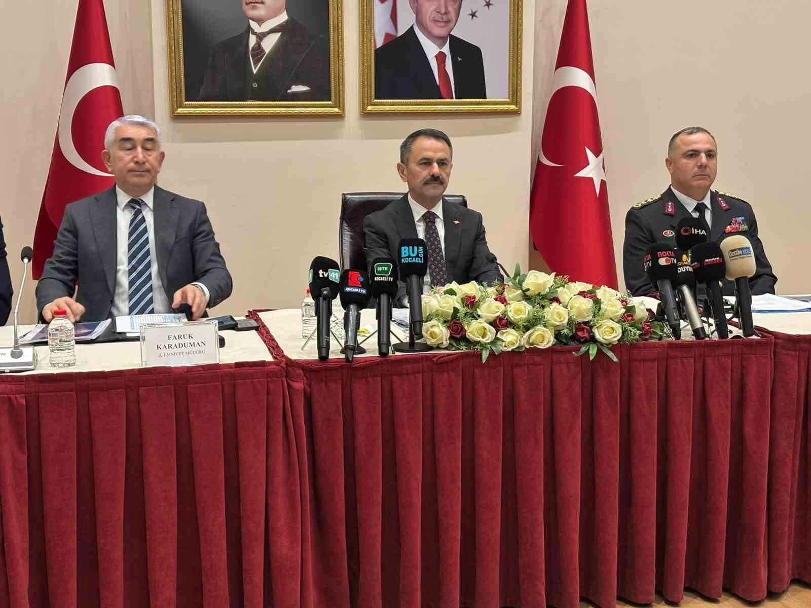 vali aktas kefken aciklarinda vurulan tanker uluslararasi olcekte basarili bir operasyon gerceklesti 1 ZsuPw1qY