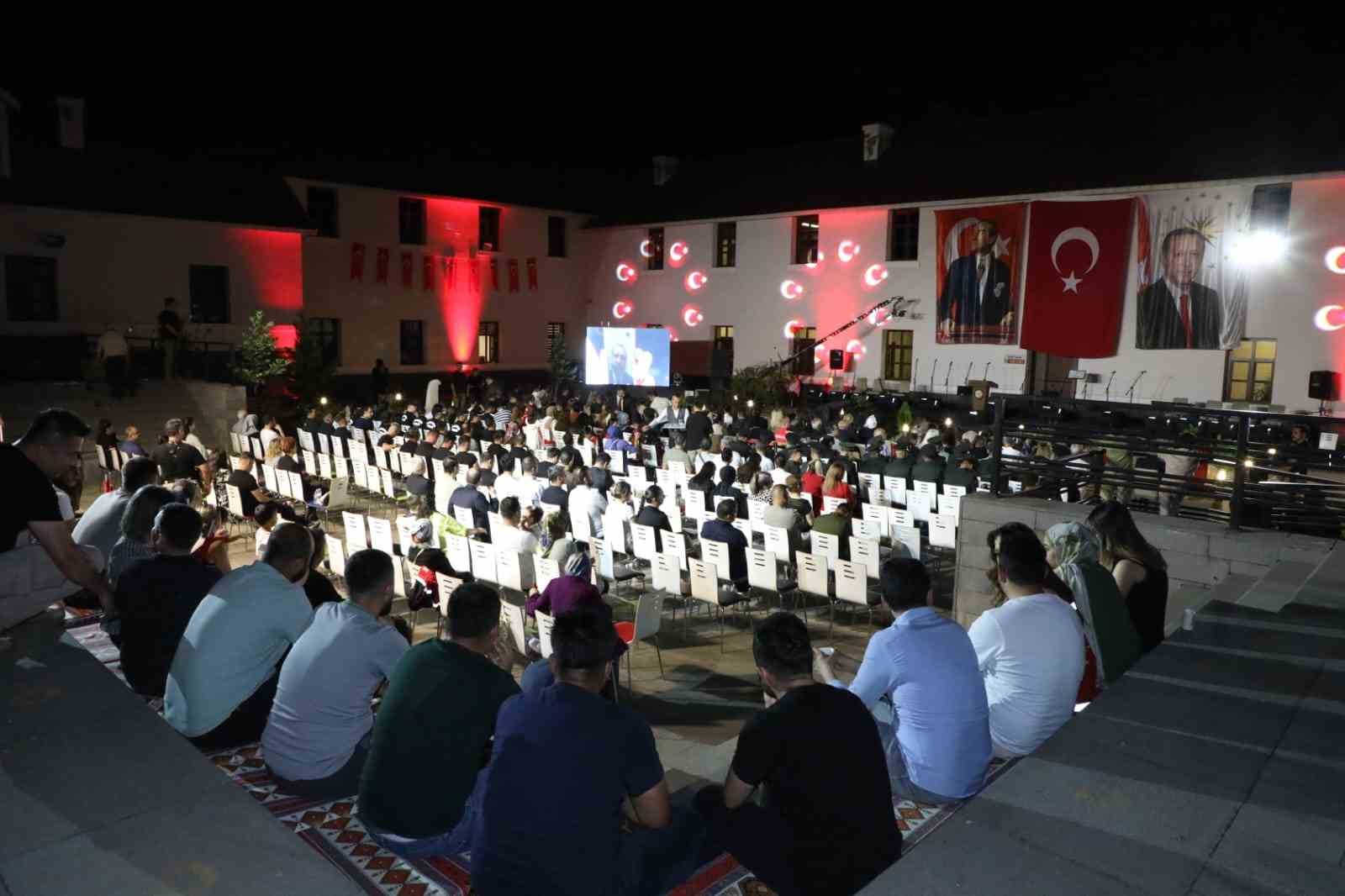 vali aygol ortak gelecegimizi birlikte insa etmek en onemli sorumlulugumuzdur 6 SdujQE9c
