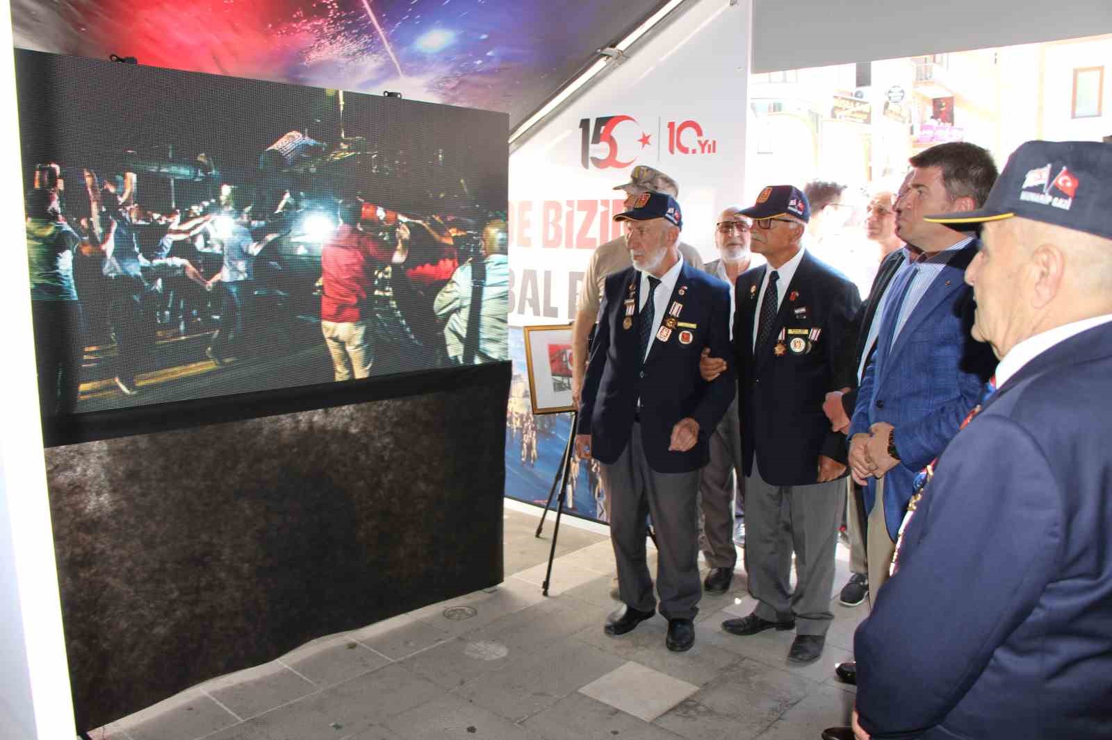 Vali Bakan: "(15 Temmuz’da tankın önüne yatan Metin Doğan) Bu fotoğraf içerik üretmek için çekilmedi" 4 vali bakan 15 temmuzda tankin onune yatan metin dogan bu fotograf icerik uretmek icin YWuyEcPD