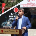vali-bakan-15-temmuzda-tankin-onune-yatan-metin-dogan-bu-fotograf-icerik-uretmek-icin-bpItqrve.jpg