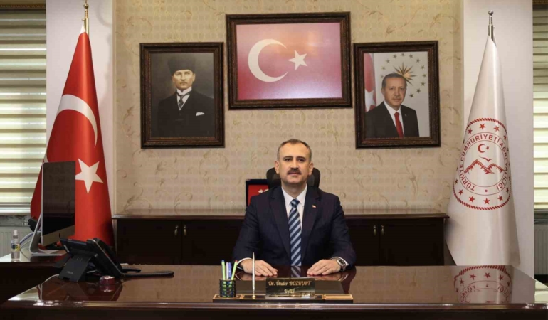 vali-bozkurt-tum-sporseverleri-agriya-bekliyoruz-DACCQNK5.jpg