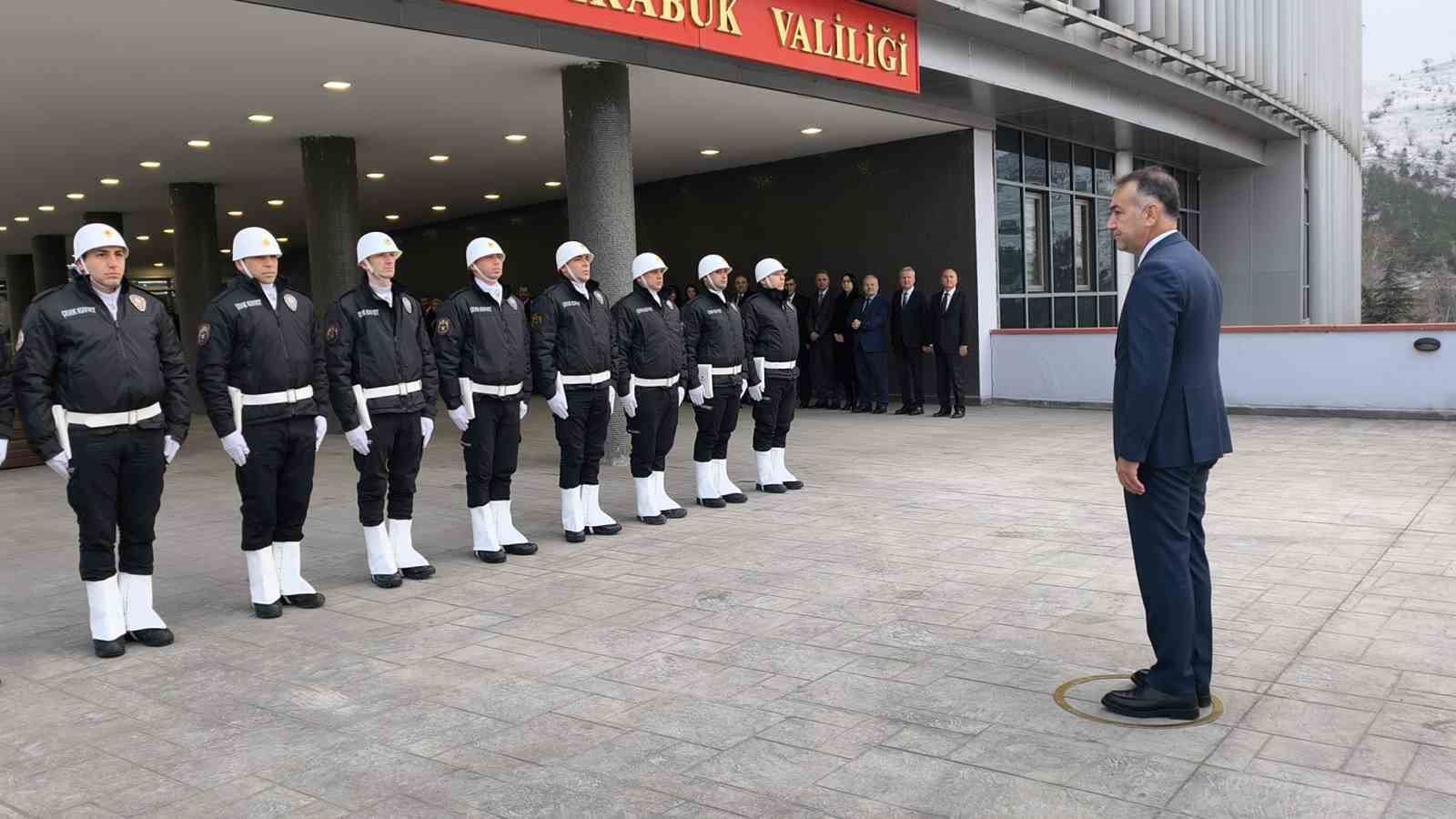 vali cagatay karabukte gorevine basladi 4 mgOA2cCm