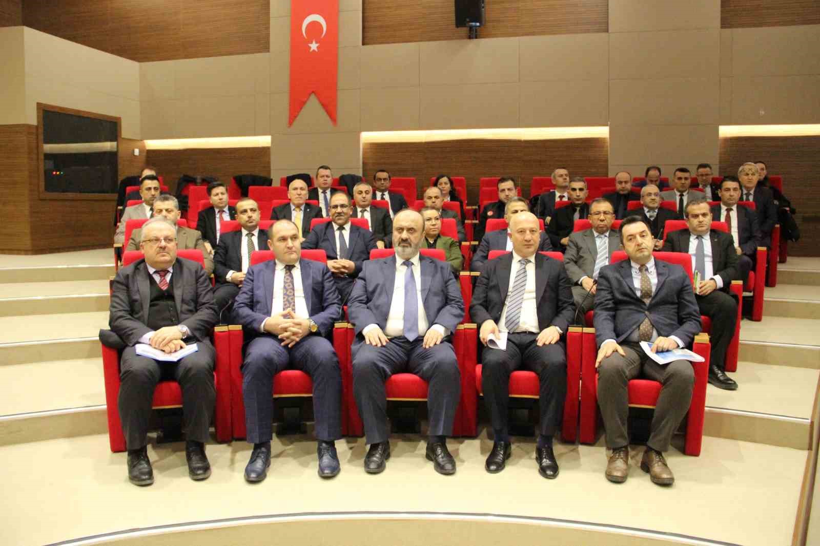 vali calgan ankara samsun hizli demir yolu projesinin delice corum etabinda yuzde 20 is bitirme gerceklesti damMfZOB