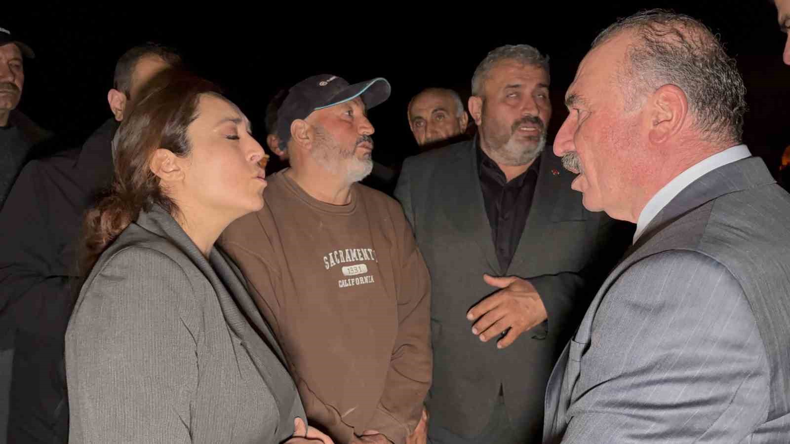 Vali Çalgan: "Oyaca köyündeki hasar büyük, köydeki binaların yüzde 80’i oturulamayacak durumda" 8 vali calgan oyaca koyundeki hasar buyuk koydeki binalarin yuzde 80i oturulamayacak durumda 4