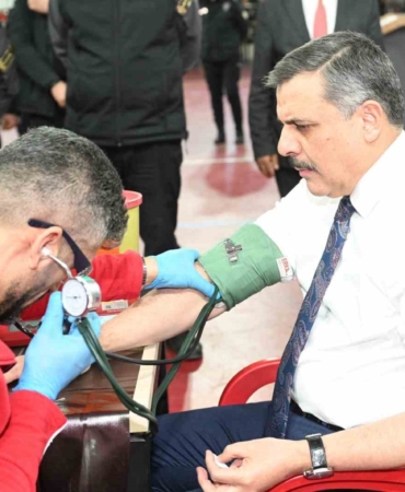 vali-ciftci-45inci-kez-kan-bagisinda-bulundu-ASlkUHvR.jpg