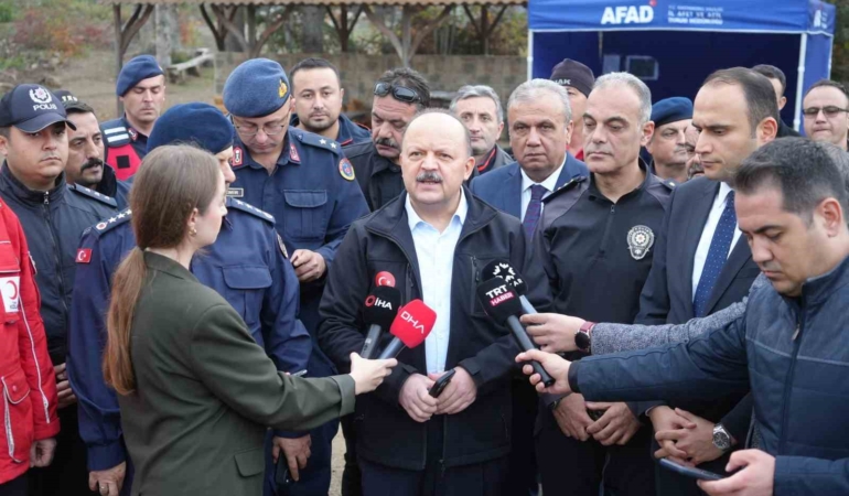 vali-dallidan-kayip-anne-ve-oglu-hakkinda-aciklama-tum-ihtimalleri-degerlendiriyoruz-YAwhrD7u.jpg