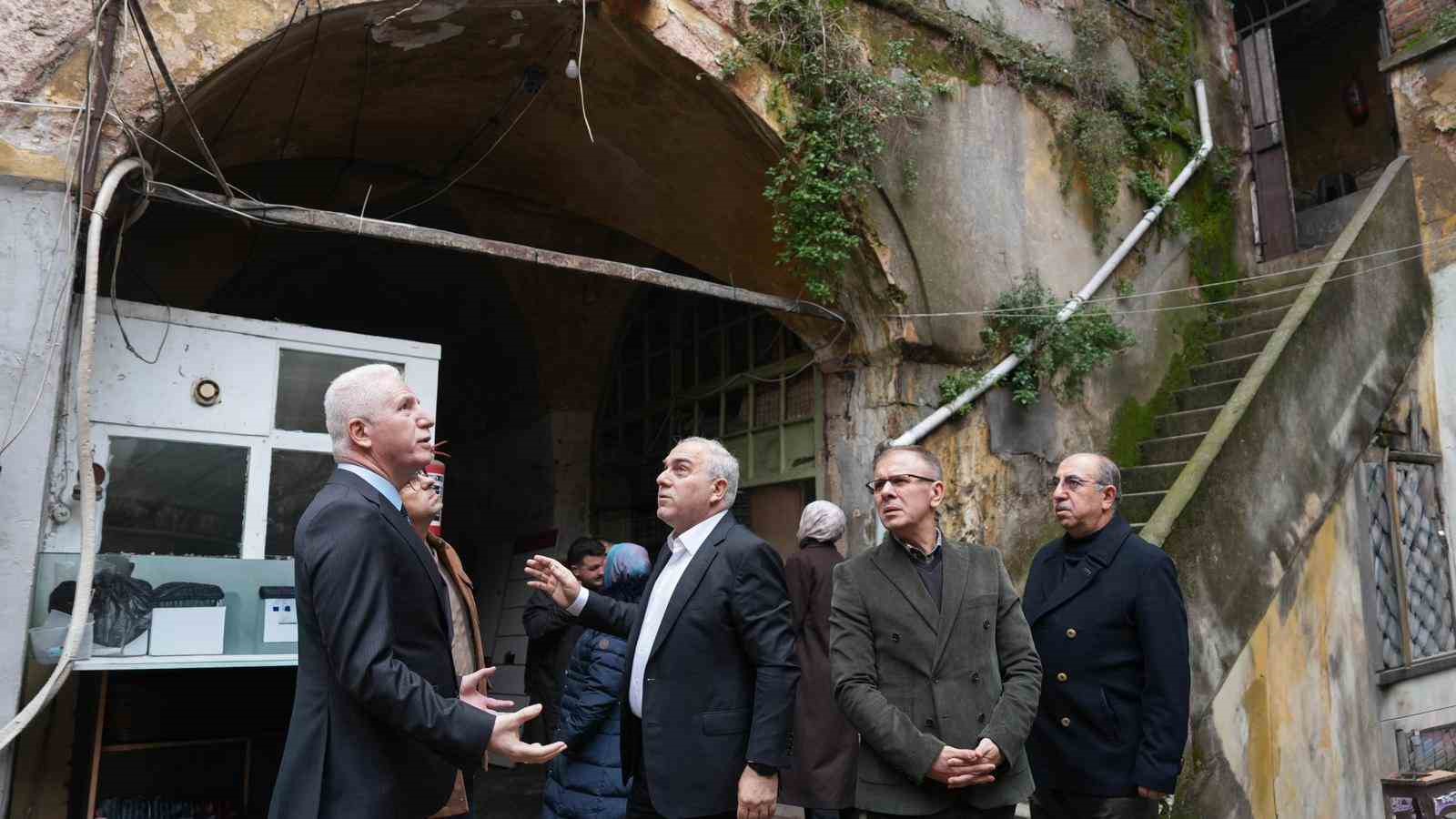vali davut gul baskanliginda fatihte kulturel mirasin korunmasi degerlendirme toplantisi duzenlendi 2 guG6agJ1