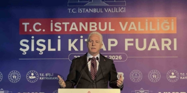 vali-davut-gulkitap-okuma-projesi-ile-okullarimizdaki-kitap-sayisini-6-bucuk-milyondan-13-milyona-lMpWmAHu.jpg