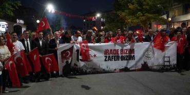 vali-ekici-15-temmuz-hain-darbe-girisimi-milletin-iradesiyle-tarihe-gomuldu-gFrajKt8.jpg