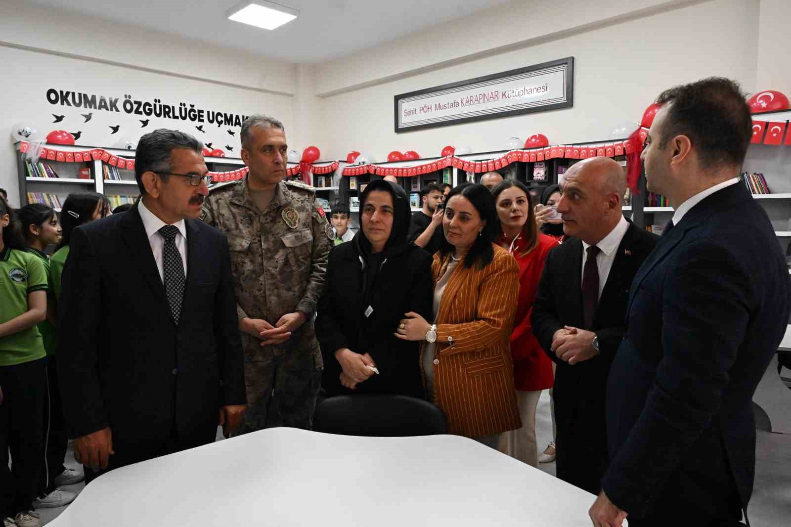 vali ekici bu topraklar icin can vermeye hazir bir milletiz 9 SPMAsKEY