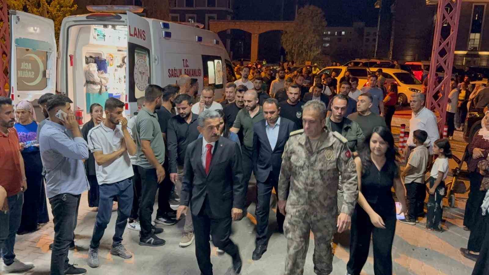 vali ekici cudi dagi donusunde yaralanan 34 vatandasi ziyaret etti 4 qIQaUDnh