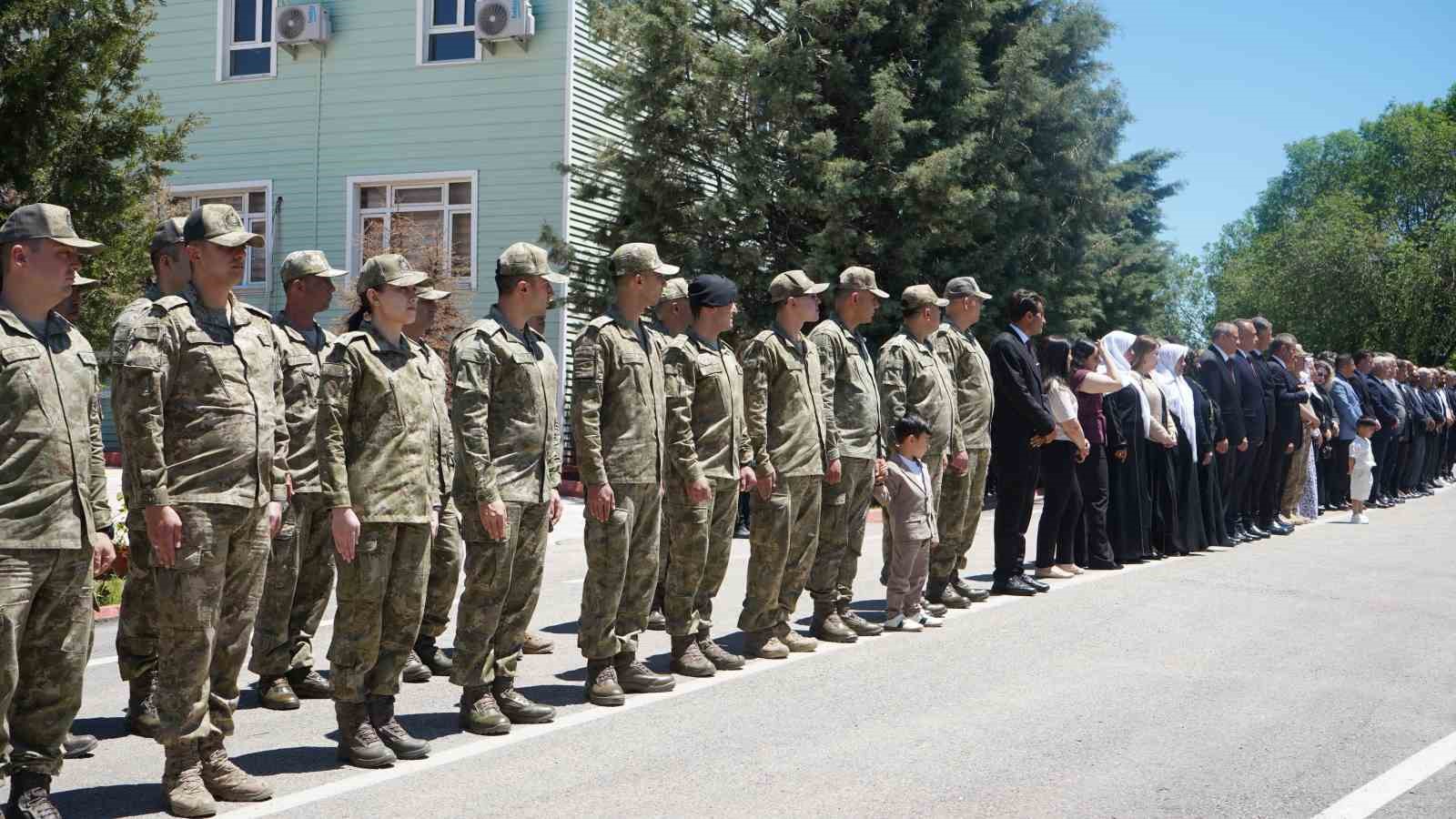 vali ekici dunyanin en yigit ordusuna sahibiz 6 ddP4b91C